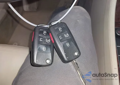 2013 Volkswagen Passat 2.0L Tdi Sel Premium from USA, damaged, VIN 1VWCN7A36DC093835